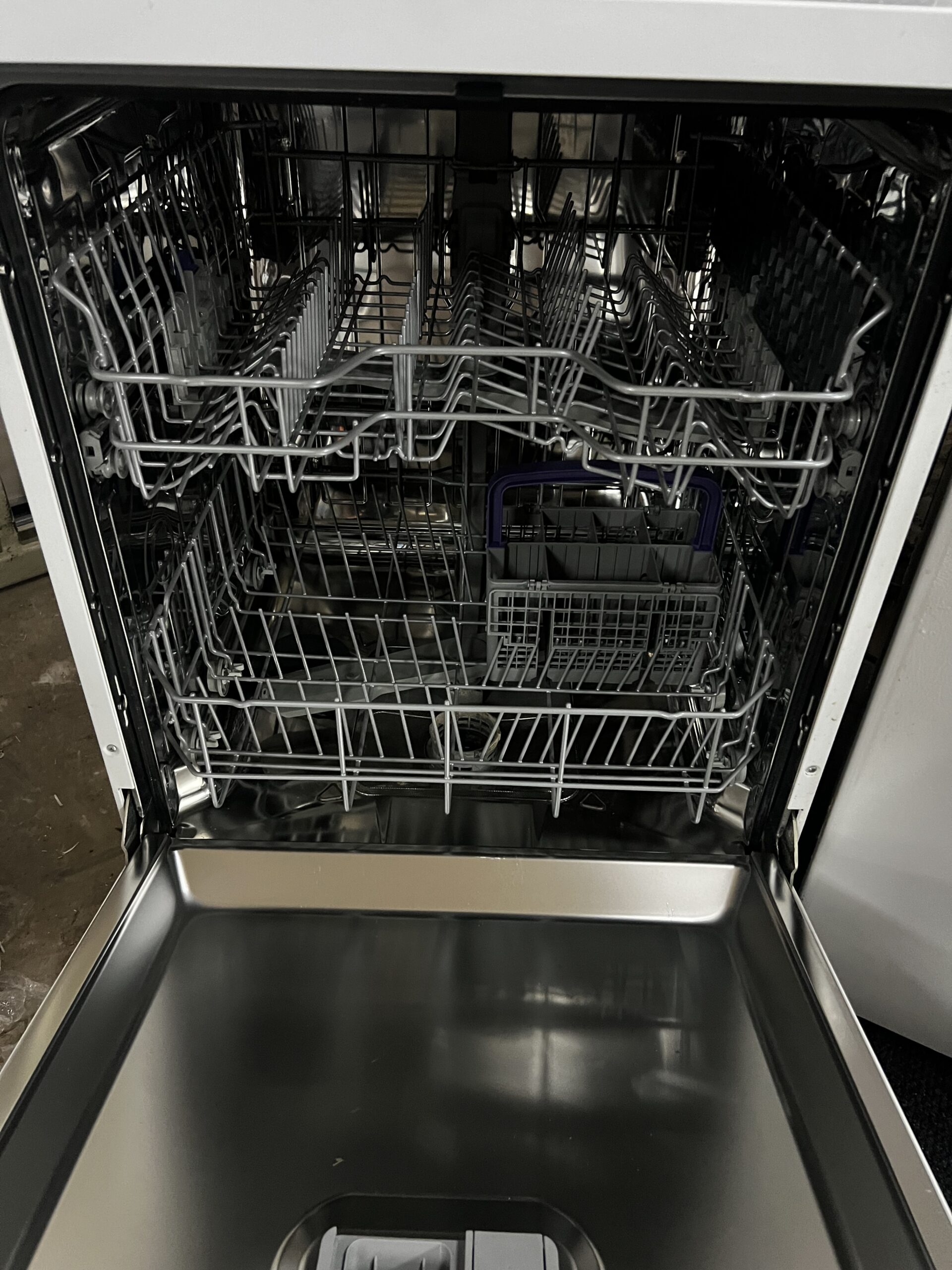 Defy DDW230 11.5L Dishwasher Cash Converters