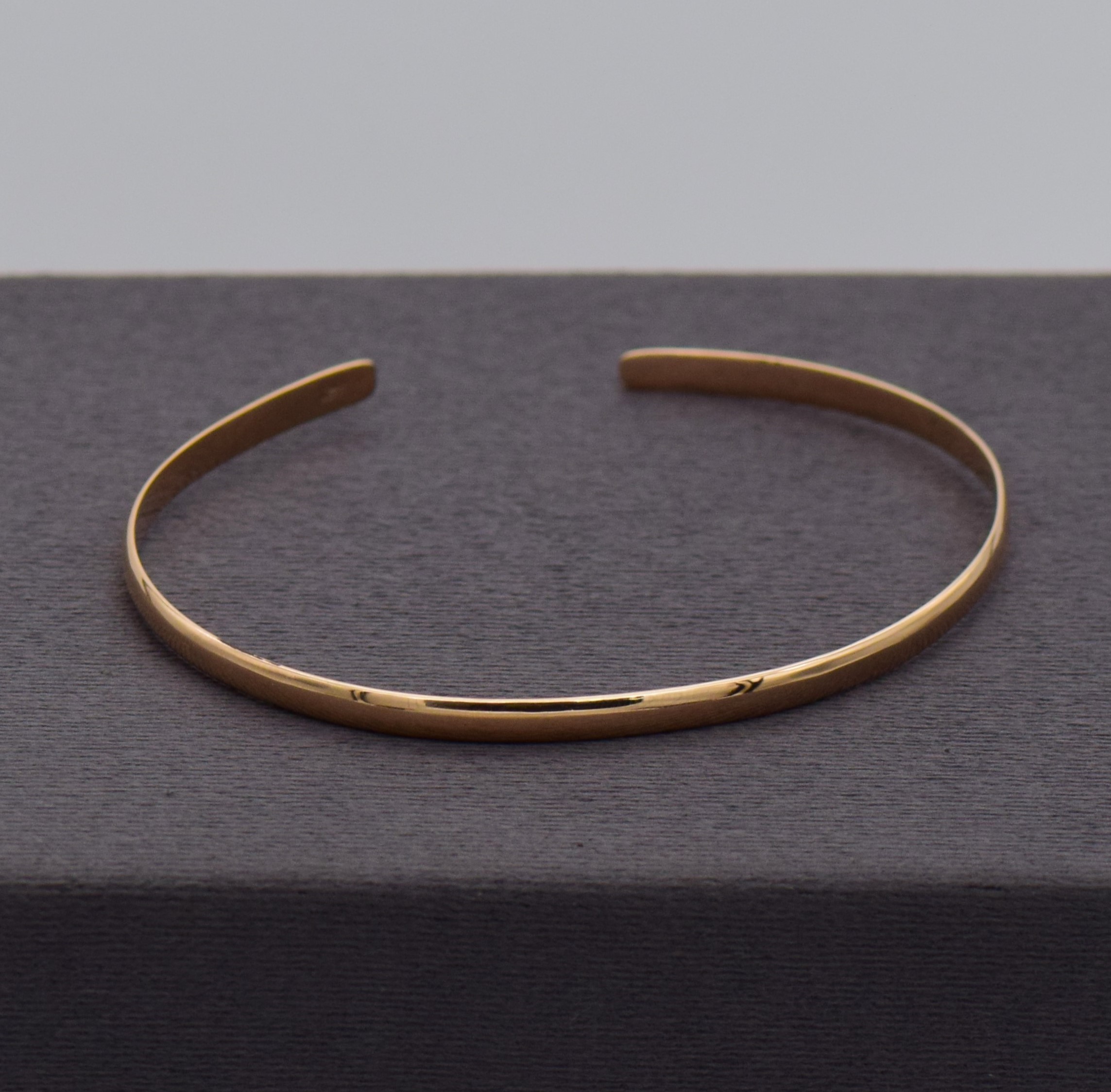 9ct Yellow Gold Plain Open Bangle Cash Converters